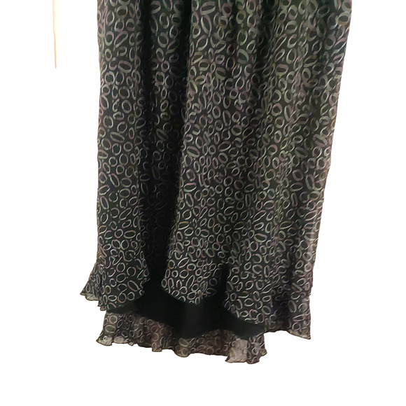 Worthington Women's Skirt Size 18W Black Lined Red Gray Circles Ruffled Edge... - Picture 2 of 5